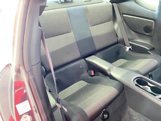 Toyota 86 2012-11 16034-8