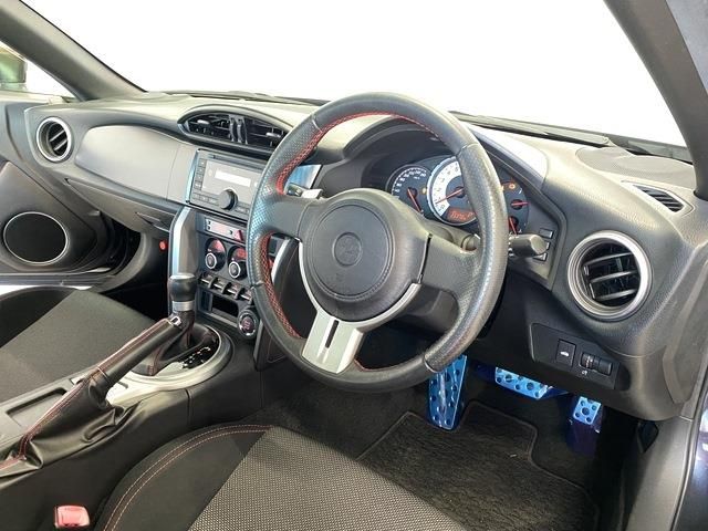 Toyota 86 2012-11 16034-1