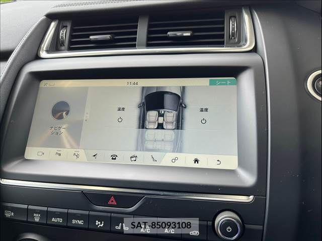 Jaguar E-PACE 2018-05 315775-6