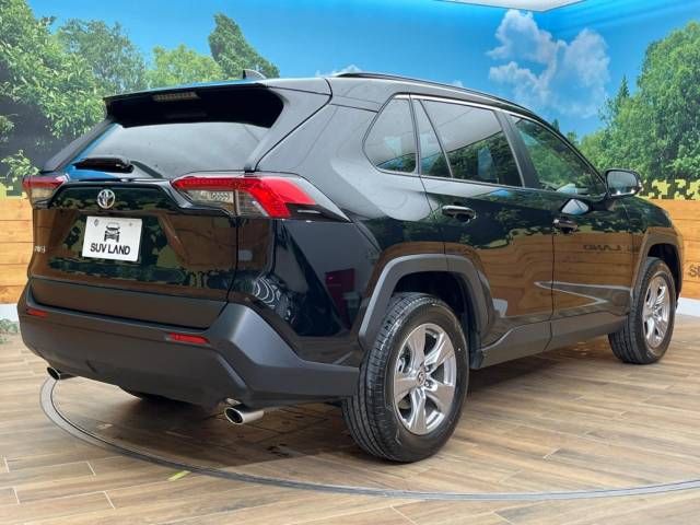 Toyota RAV4 2023-06 24123-17