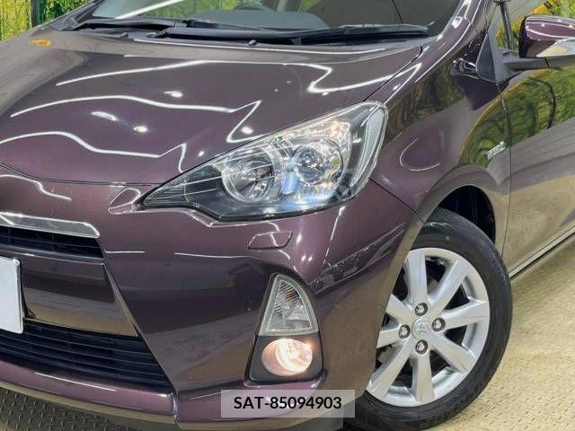 Toyota AQUA 2014-03 376826-12