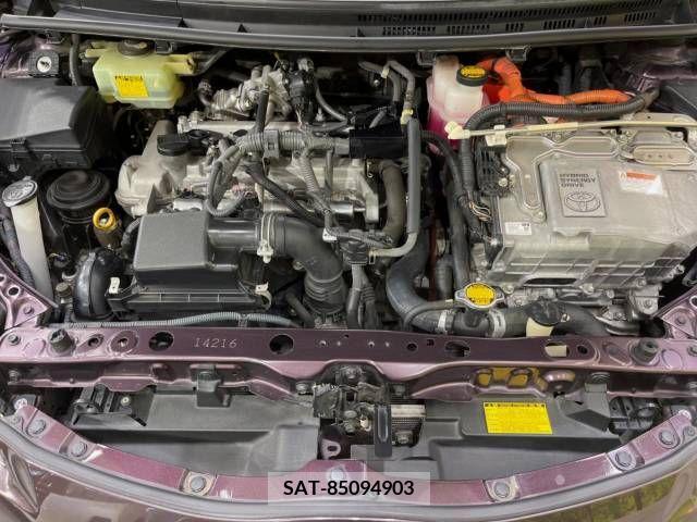 Toyota AQUA 2014-03 376826-18