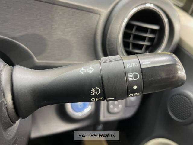 Toyota AQUA 2014-03 376826-6