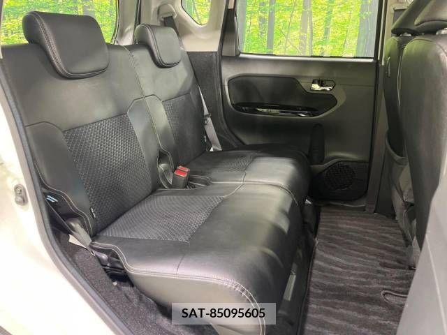 Daihatsu MOVE CUSTOM 2018-08 214965-9