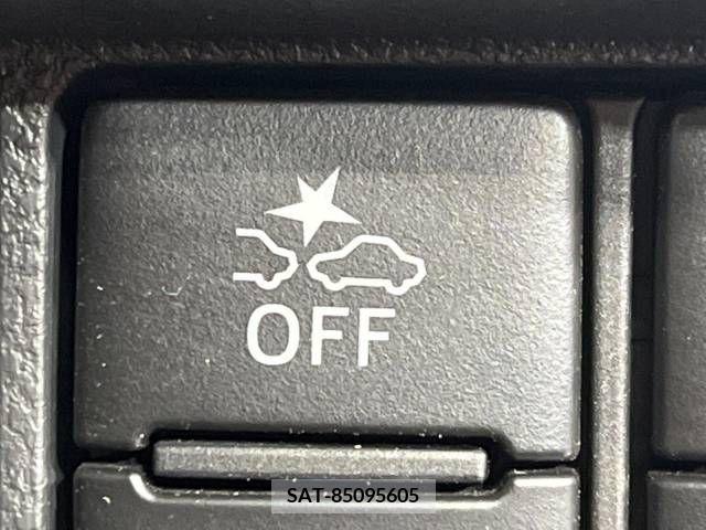 Daihatsu MOVE CUSTOM 2018-08 214965-2