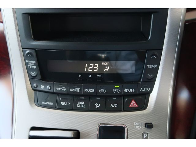 Toyota ALPHARD 2009-07 24709-10