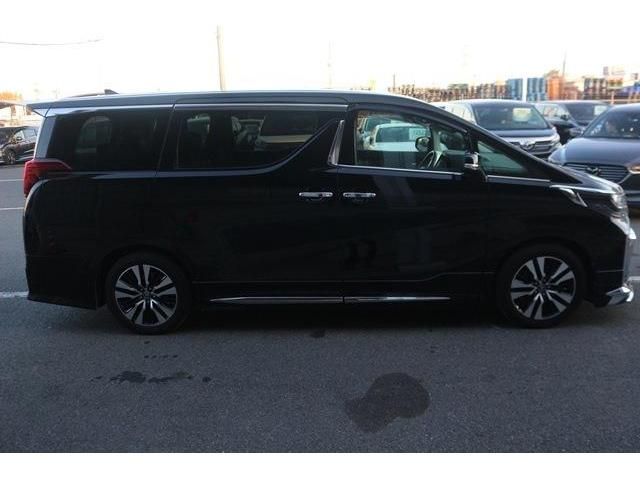 Toyota ALPHARD 2018-04 182661-2