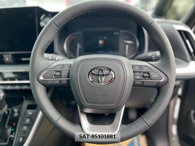 Toyota VOXY 2024-03 242783-8