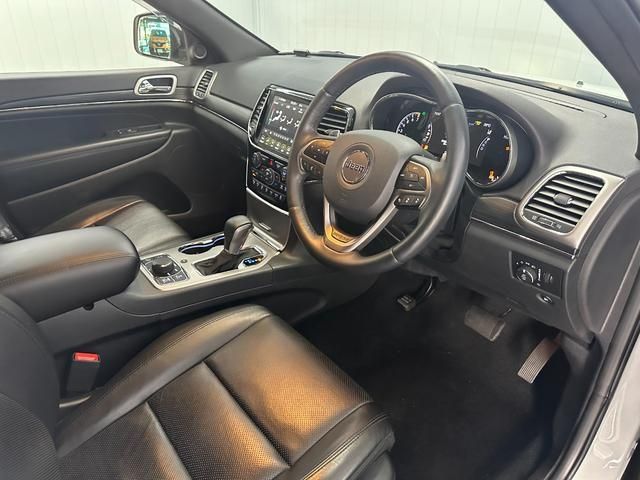 Jeep GRAND CHEROKEE 2020-09 23437-1