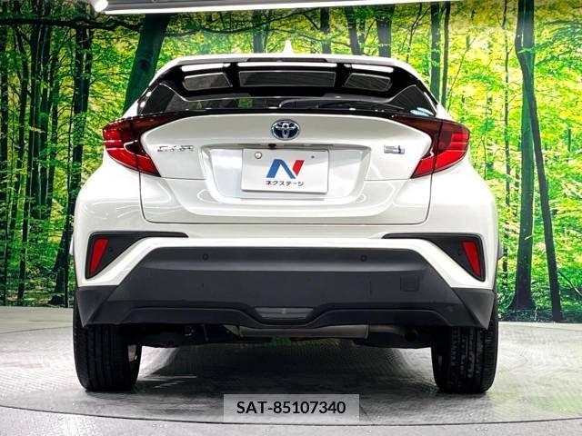 Toyota C-HR 2019-11 220033-15