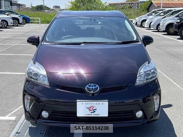 Toyota PRIUS 2013-08 381262-10