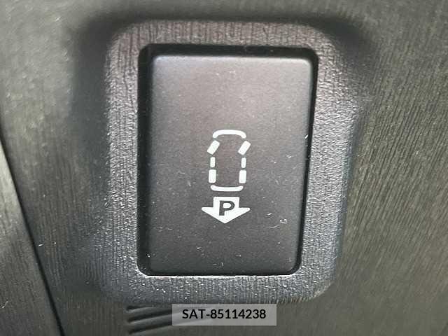 Toyota PRIUS 2013-08 381262-6