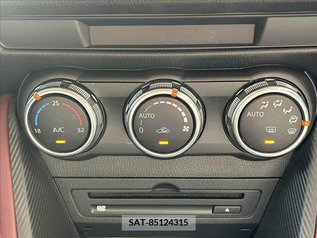 Mazda CX-3 2015-03 215267-11