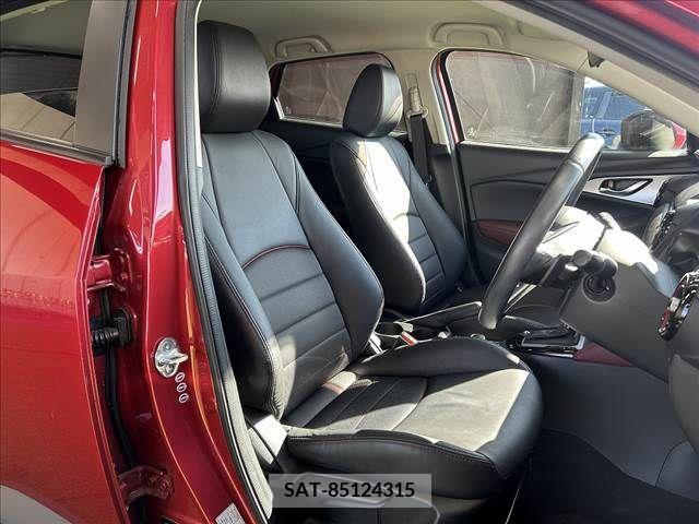 Mazda CX-3 2015-03 215267-8