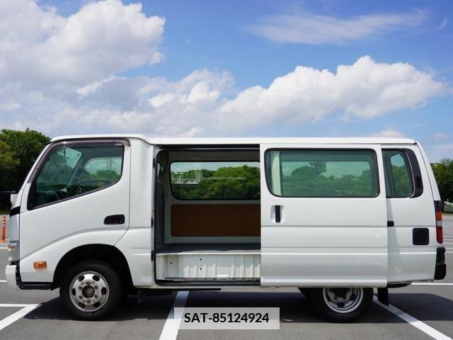 Toyota DYNA ROUTE VAN 2015-09 347387-9