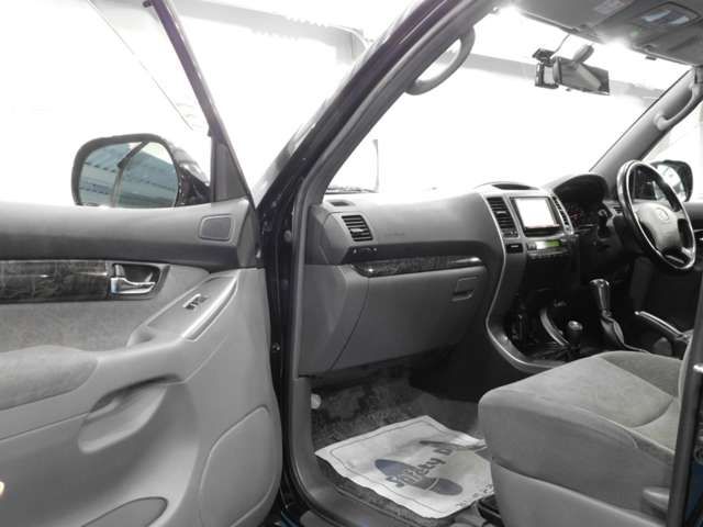 Toyota PRADO 2008-03 23248-18