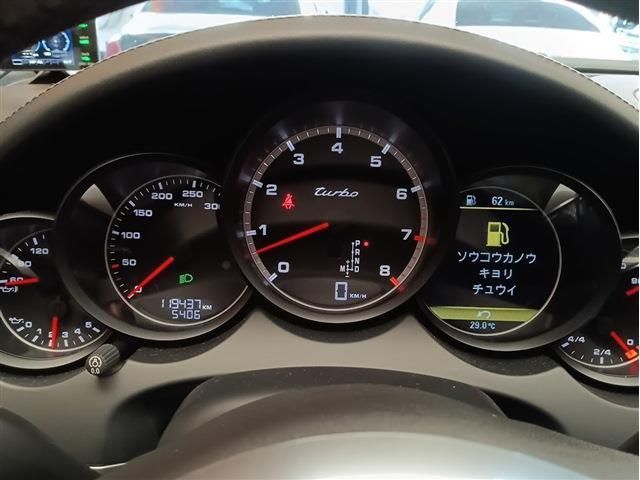 Porsche CAYENNE 2012-07 17455-28