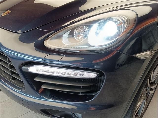 Porsche CAYENNE 2012-07 17455-27