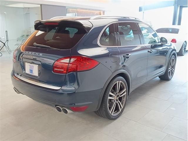Porsche CAYENNE 2012-07 17455-17