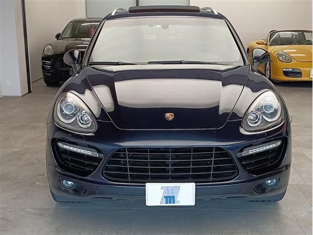 Porsche CAYENNE 2012-07 17455-1