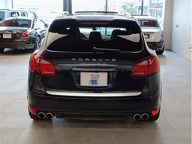 Porsche CAYENNE 2012-07 17455-13