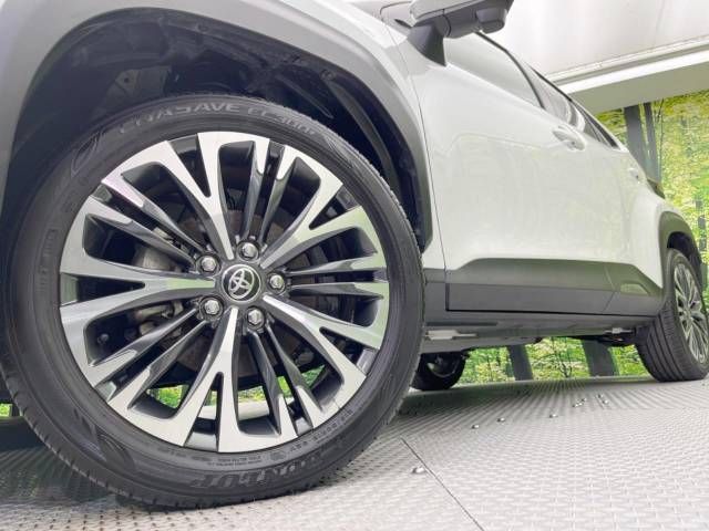 Toyota YARIS CROSS 2023-01 14221-14