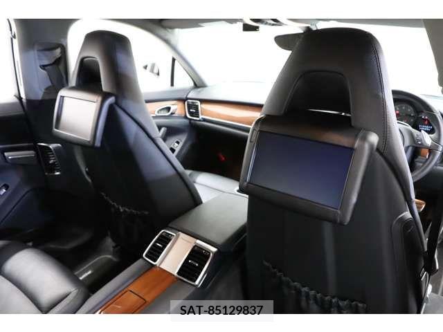 Porsche PANAMERA 2013-12 341615-10