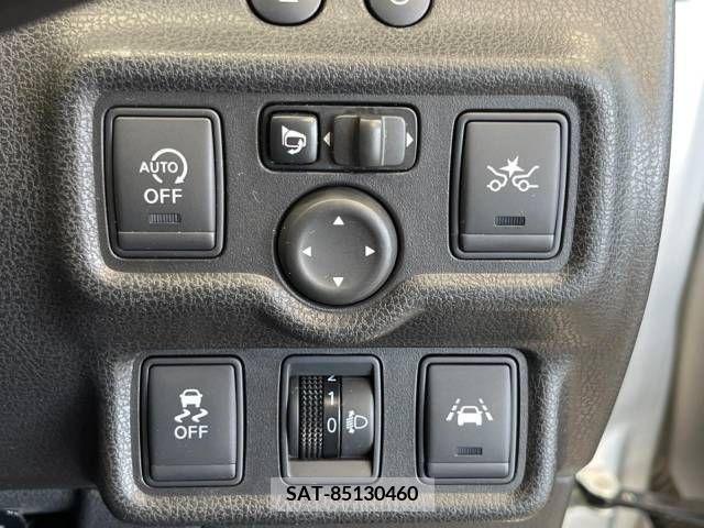 Nissan NOTE 2016-02 302368-4