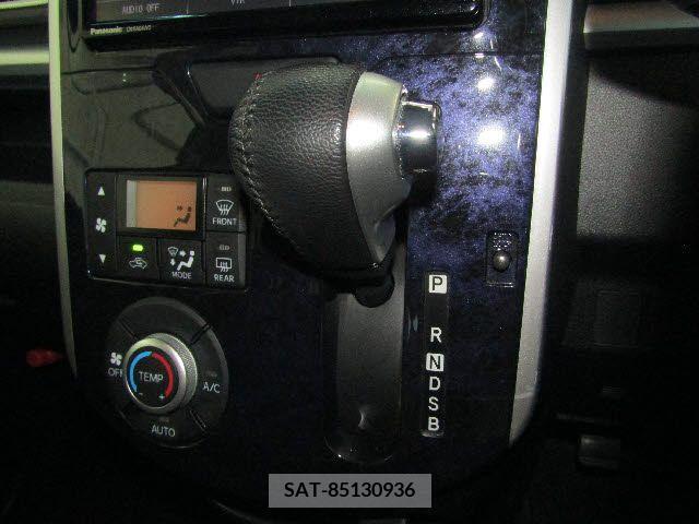 Daihatsu TANTO CUSTOM 2017-07 215712-14