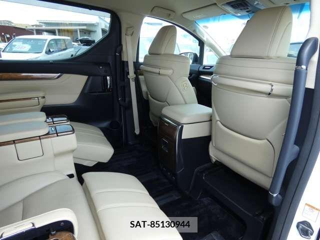 Toyota ALPHARD 2016-01 376382-24
