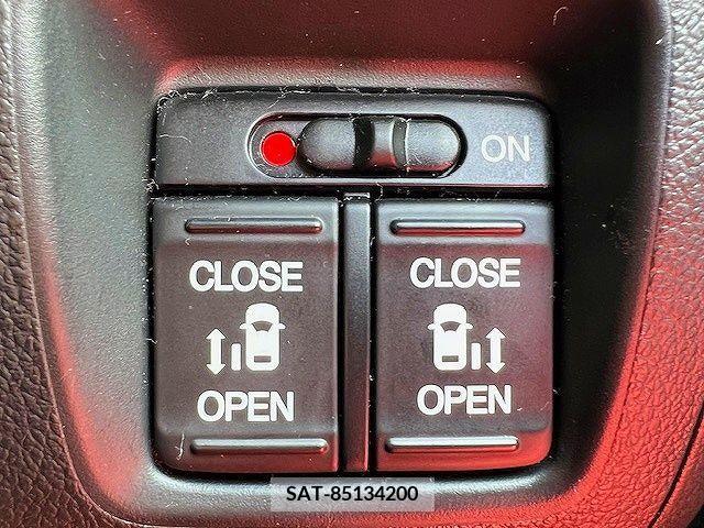 Honda N BOX CUSTOM 2016-02 392678-5