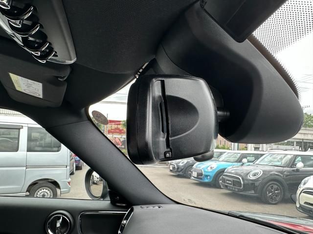 Bmw MINI 2018-03 20370-19