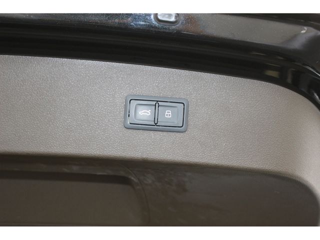 Audi A7 2017-12 12606-7