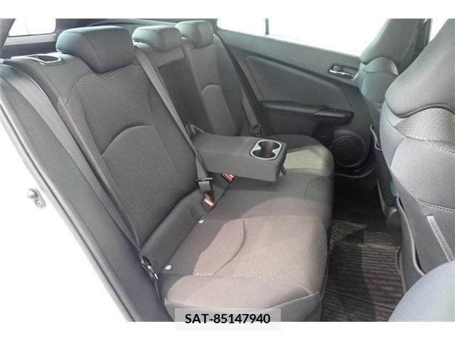 Toyota PRIUS 2021-09 375089-22
