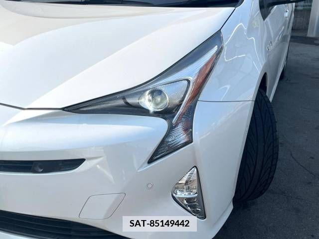 Toyota PRIUS 2017-06 386707-14
