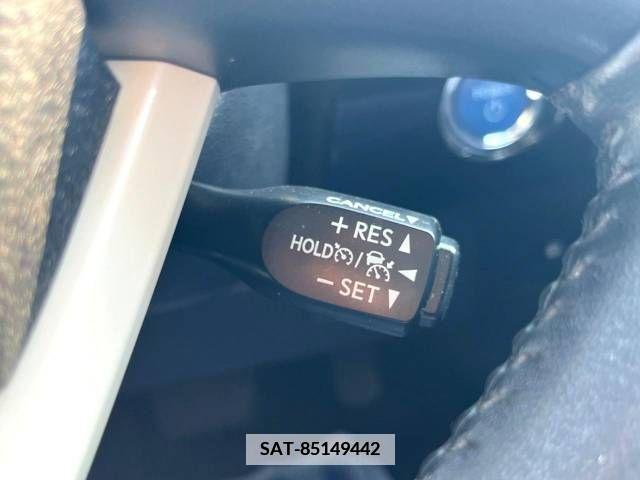 Toyota PRIUS 2017-06 386707-5