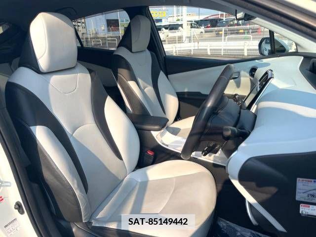 Toyota PRIUS 2017-06 386707-10