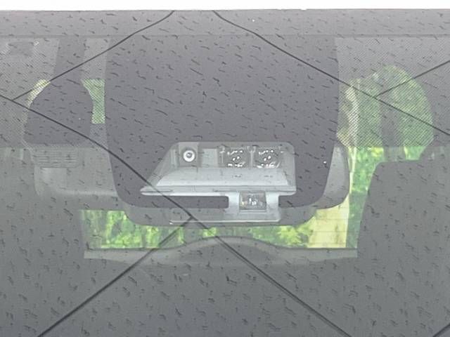 Toyota ESQUIRE 2019-03 185734-3