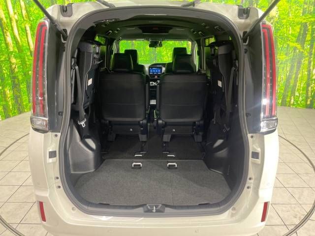 Toyota ESQUIRE 2019-03 185734-10