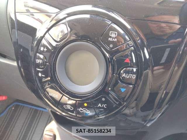 Nissan NOTE 2018-09 328756-11
