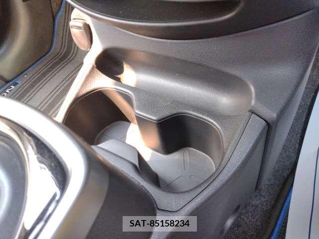 Nissan NOTE 2018-09 328756-12