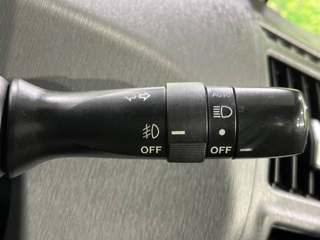 Toyota PRIUS ALPHA 2012-03 182939-6