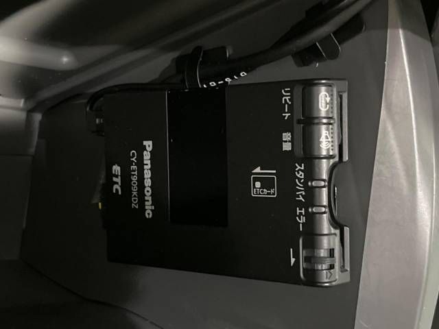 Toyota PRIUS ALPHA 2012-03 182939-4