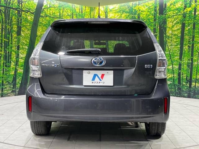 Toyota PRIUS ALPHA 2012-03 182939-15