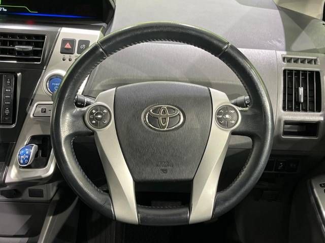 Toyota PRIUS ALPHA 2012-03 182939-11