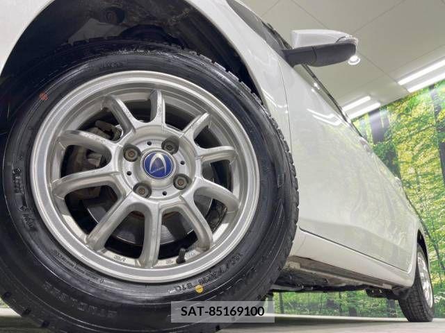 Toyota VITZ 2011-07 256659-13