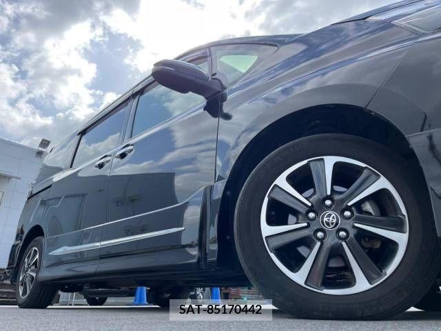 Toyota VOXY 2019-09 254087-17