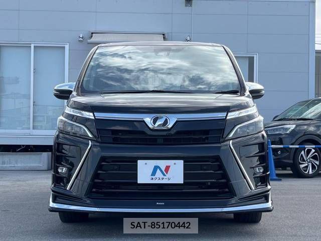 Toyota VOXY 2019-09 254087-18