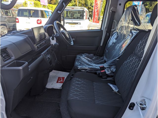 Daihatsu ATRAI 2023-10 190573-10