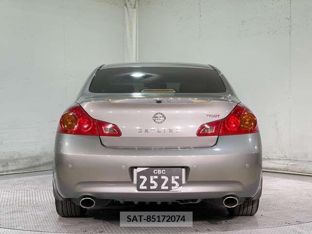 Nissan SKYLINE 2009-09 213011-8